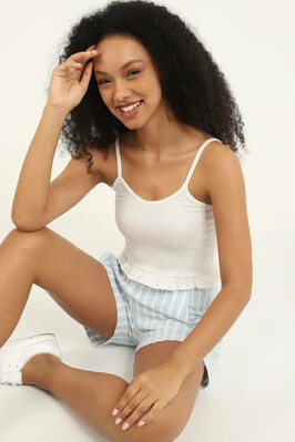 Пижама с майкой и шортами