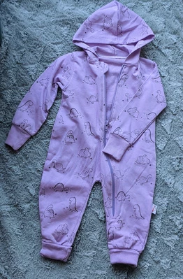 Комбинезон на змейке с динозаврами