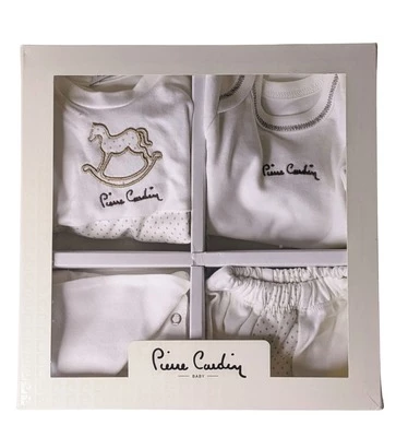 Набор для новорожденных с вышивкой Pierre Cardin