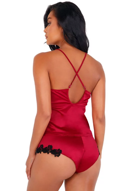 Пижама с кружевной отделкой